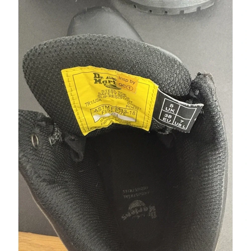 Dr. Doc Martens Steel Toe Boots Womens 7 US Black Leather ASTM F2413-18